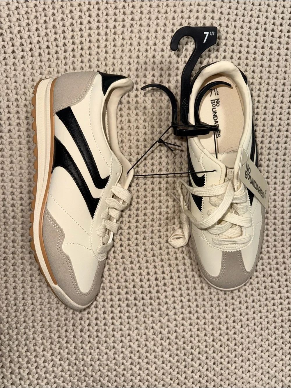 No Boundaries Cream and Black Retro Runner Sneakers